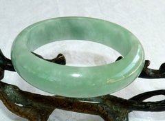 "Glowing" Good Green Jadeite Jade Bangle Bracelet 56mm (BB2810)