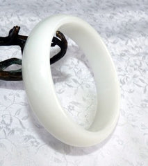 Pure and Natural White Chinese Jade Bangle Bracelet (Emotionally Healing) 64mm (NJ2581))