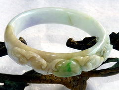 "Bat Cherishes Fruit and Flowers" Burmese Jadeite Vintage Bangle Bracelet 55 mm (BB2975)