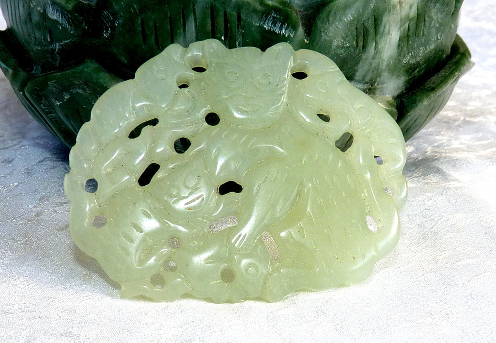 Chinese Jade Hand Carved Cat  Kitten and Fish (Carv-Cat)