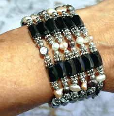 Magnet and  Pearls Necklace / Bracelet