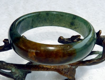 1772 8-25-2018 Deep Green and Honey Brown Chinese Jade Bangle Bracelet 60mm (NJ2560)