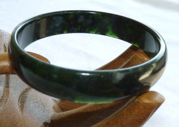 1422 Dec 26  "Luminous" Deep Deep Green Chinese Jade Bangle Bracelet 62.5mm (NJL2236)