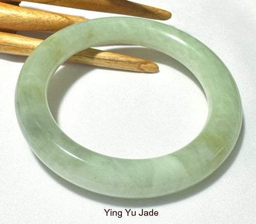 "Glowing" Classic Chinese Jade Round Bangle Bracelet 67 mm (NJ-2653)