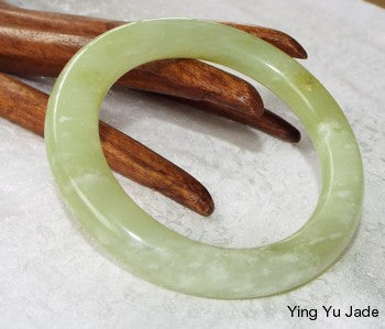 1849 4-5-2019 "Flowing Waters" Classic Round Chinese Jade Bangle 66mm ( NJRJ66)
